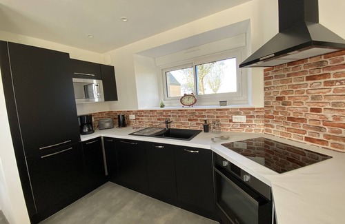 Ploezal House | To rent for the vacations fully renovated stone house in the countryside