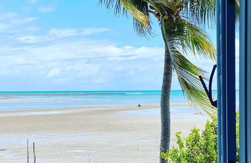 Tatuamunha House | Toca do Tatu - Charming house standing on the sand