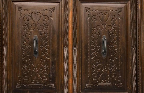 Toledo City Center Apartment | Toledo Time: Cathedral
