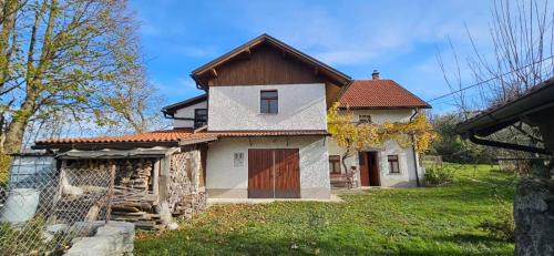 Kambresko Apartment | Tolmin Holiday Home