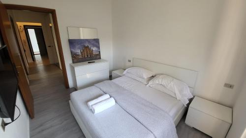 Bruzzano Apartment | TOMA APARTMENT Trilocale moderno per max 6 persone