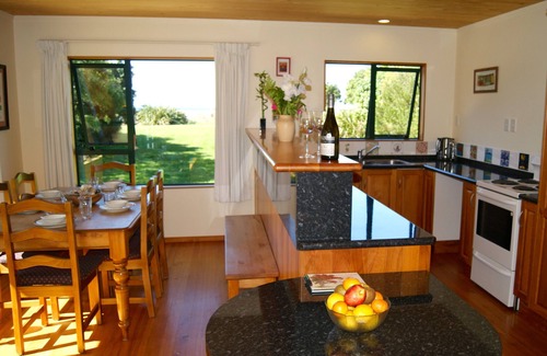 Pakawau Cottage | Tomatea Rua - Golden Bay Bach (Pakawau Beach)
