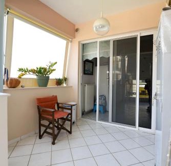 Anatolikos Sinikismos Apartment | Tombra Home