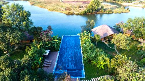 Son Tay Hotel | Tomodachi Retreat - Làng Mít