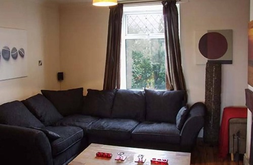 Belper House | Tonga Cottage 302 Over Lane