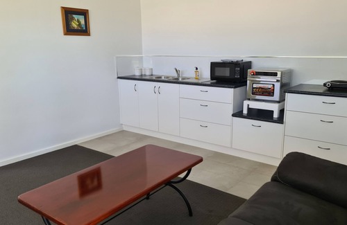 Tongala House | TONNY COTTAGE- This Cottage is a fabulous place for a family to stay in Tongala