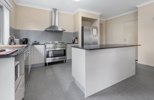 Paynesville House | Toonalook Retreat - A comfortable and spacious 3 bedroom, pet-friendly home