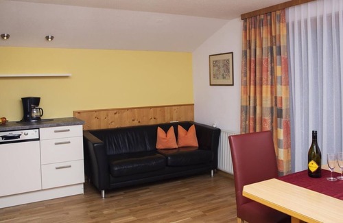 Klosterle Apartment | TOP 6 with 2 bedrooms and balcony - Haus Christian