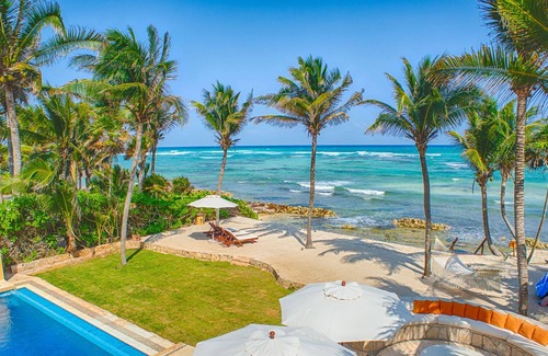 Akumal Villa | Top Class Luxury Beachfront Villa in Akumal With Chef Services.