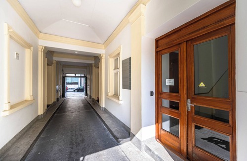 Vinohrady Apartment | Top flat close to Wenceslas square with parking
