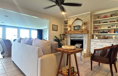 Country Club Estates Apartment | Top-Floor 2 story Apartment with Breathtaking Salt Marsh Views