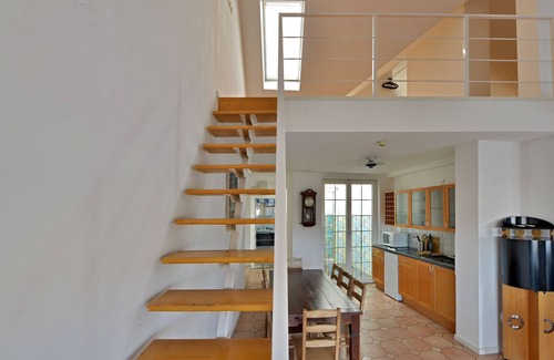 Vizivaros Apartment | Top floor apartment in Buda, Scenic views and cosy apartment