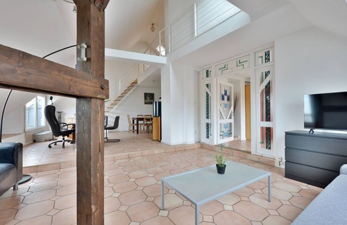Vizivaros Apartment | Top floor apartment in Buda, Scenic views and cosy apartment