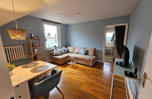 Bad Wilhelmshoehe Apartment | Top floor apartment with a wonderful view