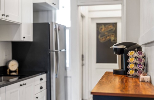 Central City Apartment | Top-Floor of 2-Story - Downtown area of SLC & Close to the University of Utah.