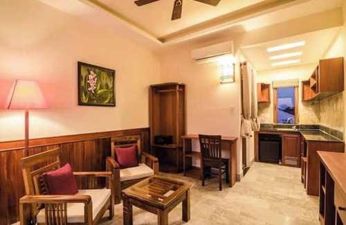 Hoi An Apartment | Top floor One-bedroom Suite overlooking lazy river