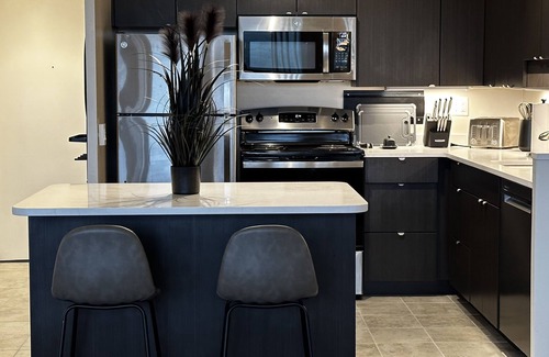 Ann Arbor Apartment | Top Floor Suite with Panoramic views of the Huron River/Arboretum