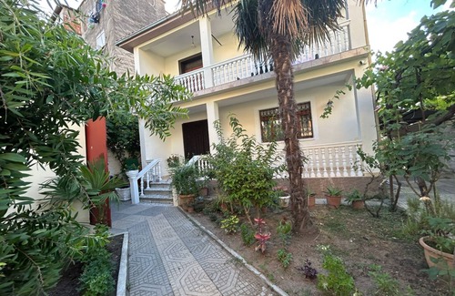 Shkoder Villa | Top Guest House