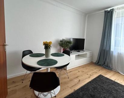 Berg Apartment | Top Lage & Komfort in Stuttgart - Nähe Neckarpark