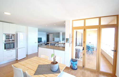 S'Illot-Cala Morlanda Apartment | TOP LOCATION, exclusive, modern apartment right on the beach of S'illot TOP!