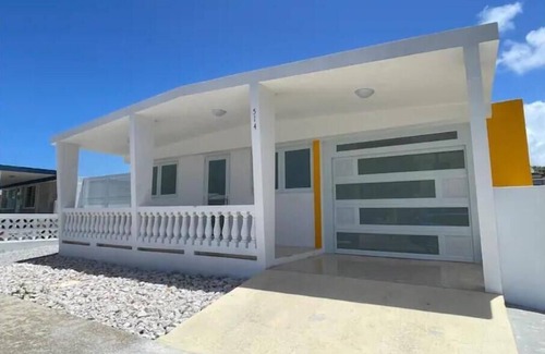 Quebrada Fajardo House | Top Location, Fully Equipped & Solar Energy!