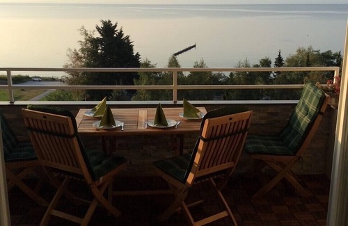 Grossenbrode Apartment | Top modern apartment with direct sea view