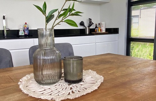Enkhuizen House | Top-modernes Chalet Windrose mit Großem, Eingezäuntem Garten am Ijsselmeer