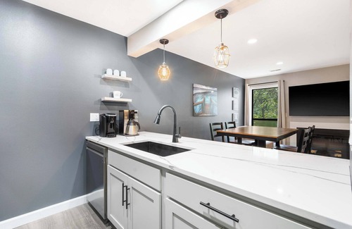Table Rock Condo | Top Notch – Condo for 6