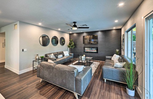 The Section Seven House | Top-Notch Las Vegas Oasis w/Games, Golf & More!