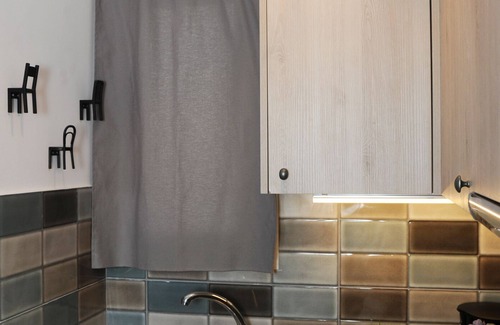Exarhia Apartment | Top of the city Central studio with Acropolis View