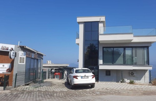 Bogazici Villa | Top of The Hill Villa With Pool - Central Locationn