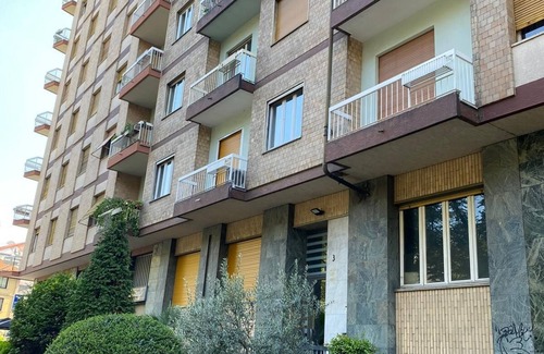 Rebaudengo Apartment | TopLoft 2 95sqm Free WiFi and Parking(blue zone)
