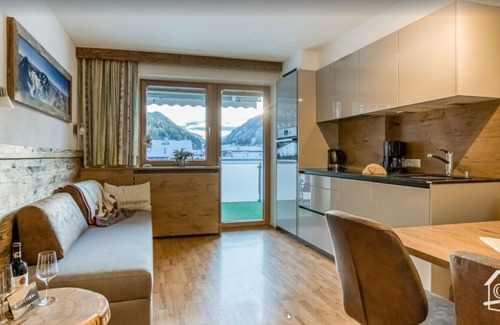 Ried im Oberinntal Apartment | Topmodernes Apartment in Traumhafter Lage Mitten in Ried