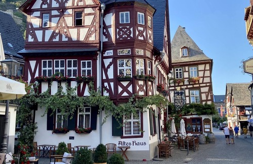 Mainz-Bingen Apartment | Topp Gedämmte Dachgeschosswohnung, Komfortabel u. Gemütlich
