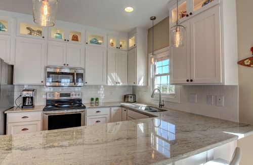 North Topsail Beach House | Topsail Island Direct Oceanfront! POOL/Private Hot Tub -5 br sleeps 12-