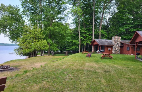 Kewadin Cabin | Torch Lake Cabin Rentals~ Where Cozy Lakefront Cabins meet stunning Torch Lake!