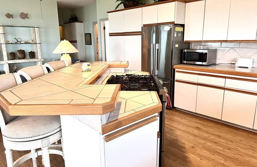 Lower Keys House | Torchview Lookout- Secluded Waterfront Retreat With 240’ Dock On Niles Channel