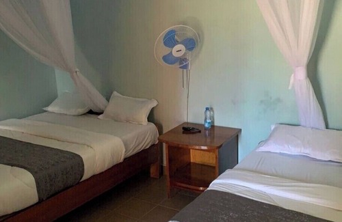 Kisumu Hotel | Torchys Lounge Hotel in Kisumu Unit 6