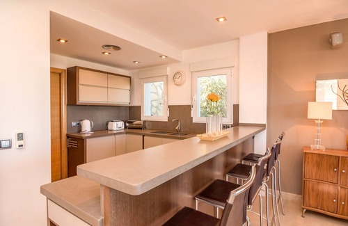Mar Azul Villa | Torre De Suenos - , 400m from the beach and 5 bedrooms in sought after location
