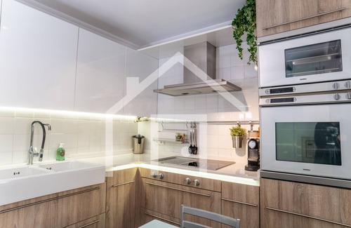 Gijon-Este Apartment | Torre La Arena - Gijón