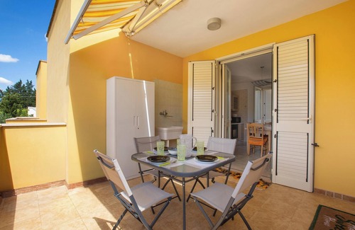 Torre Saracena Apartment | Torre Saracena Apartment by BarbarHouse