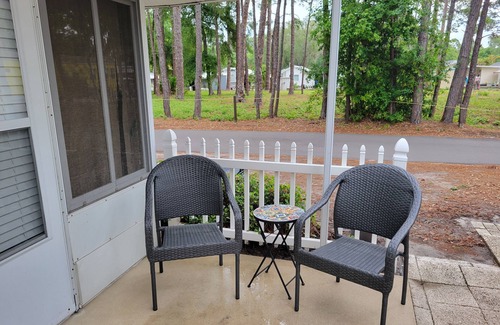Laurel House | Tortoise View-Beautiful mobile home in Royal Coachman Resort, Nokomis Florida.