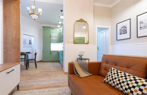 Kosice Old Town Apartment | Tost Palace - centrum apartment with private parking