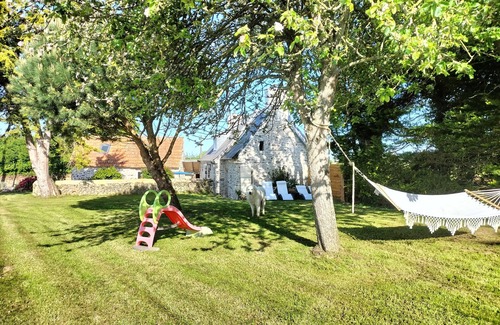 Lezardrieux Cottage | Totally renovated breton house 2 km from the beaches of lézardrieux