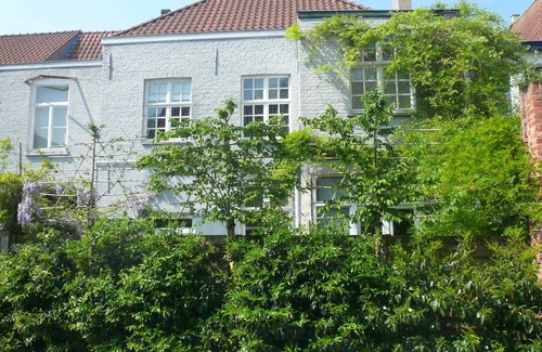Historical Center Bruges House | Totally renovated spacious house within 3 min walking distance from Market Place