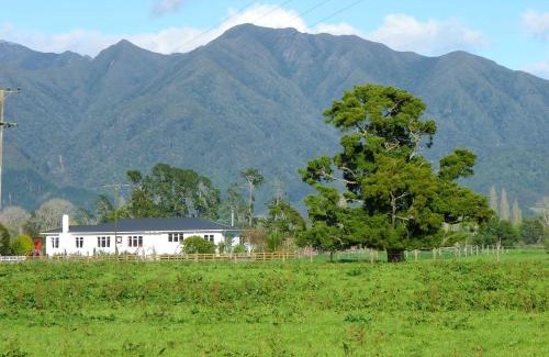 Takaka House | Totara Glen