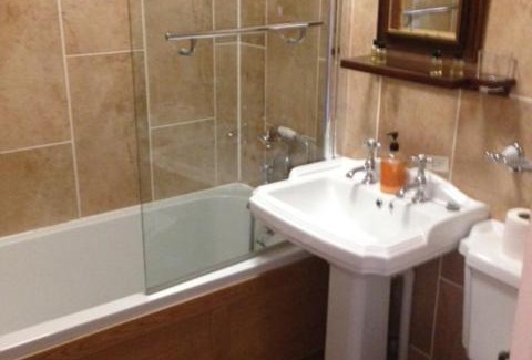 Henfield Hotel | Tottington Manor