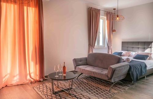 Saplunara Apartment | Touch of Infinity TOP FLOOR - studio apartment with sea view