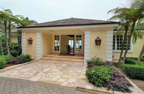Del Monte Forest House | Tour de Elegance Ready! Gated Estate, Private Garage, Unmatched Views!