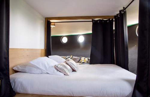 Trevoux Bed & Breakfast | Tour des étoiles, Oscar neimeyer